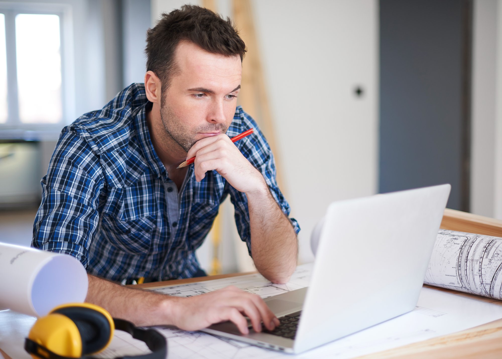 worker-using-laptop-office
